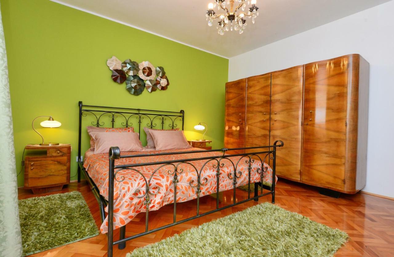 Apartments Nela Poreč Extérieur photo