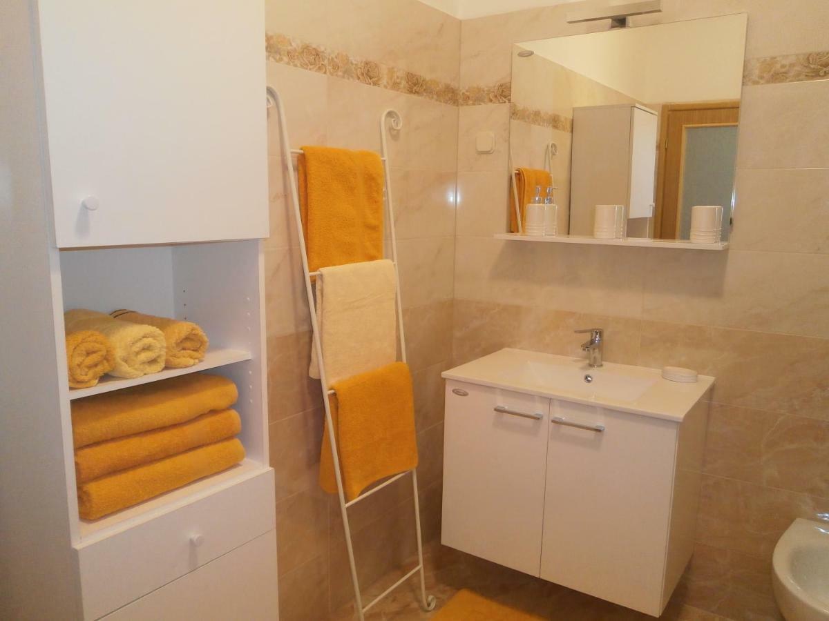 Apartments Nela Poreč Extérieur photo